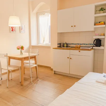 公寓 Residenza Al Castello - Italian Homing
